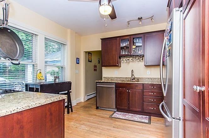 Kitchen before renovation